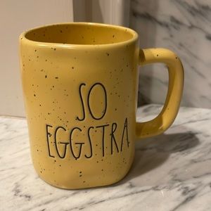SALE 🎉 🆕 Rae Dunn So Eggstra Speckled Yellow Coffee Mug Easter Spring Bunny.